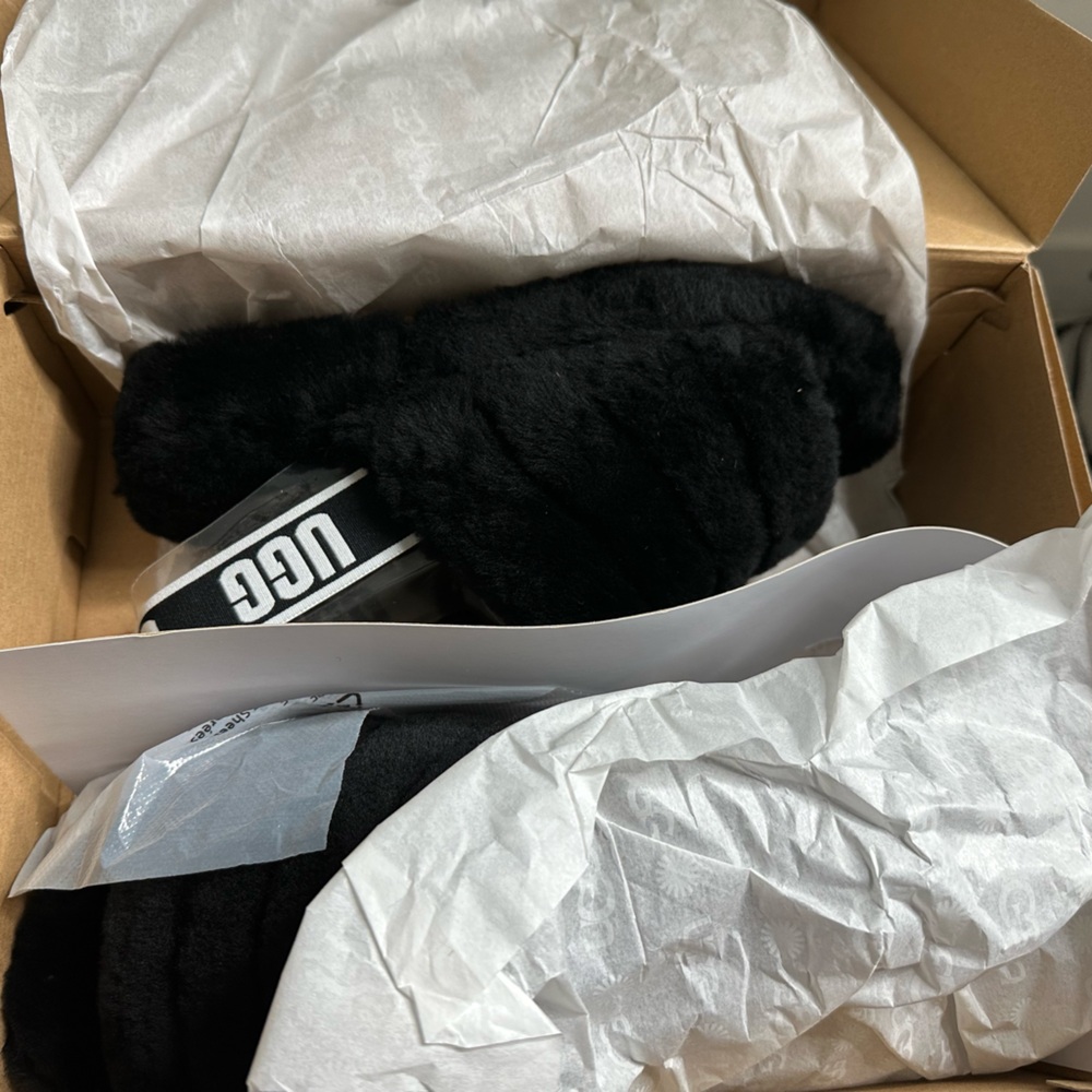 Ugg Fluff Yeah Slides